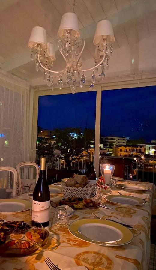Bed and Breakfast La Casa Nel Borgo Сан-Никола-Арчелла Экстерьер фото