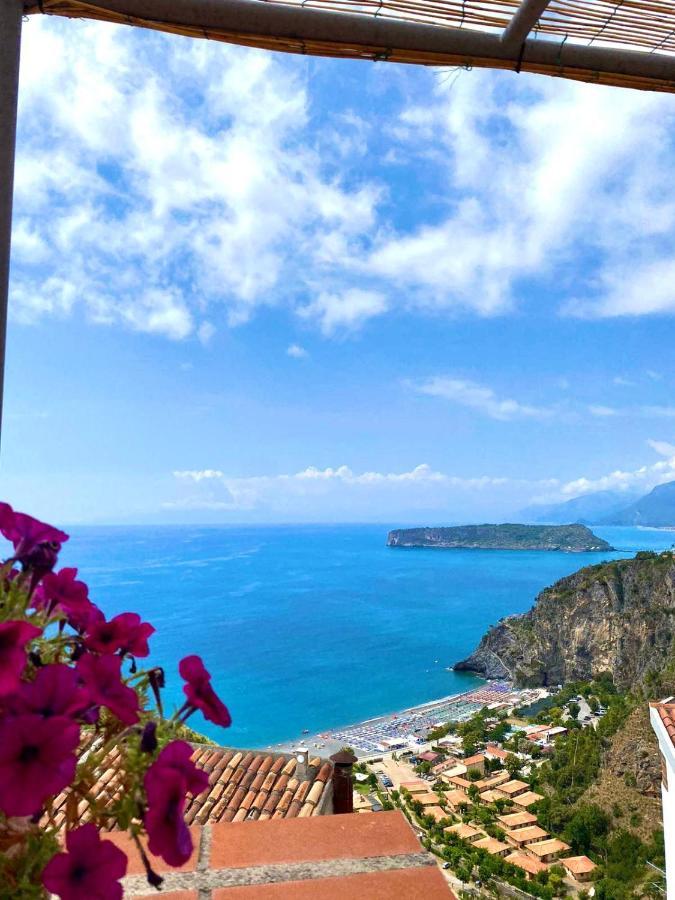 Bed and Breakfast La Casa Nel Borgo Сан-Никола-Арчелла Экстерьер фото