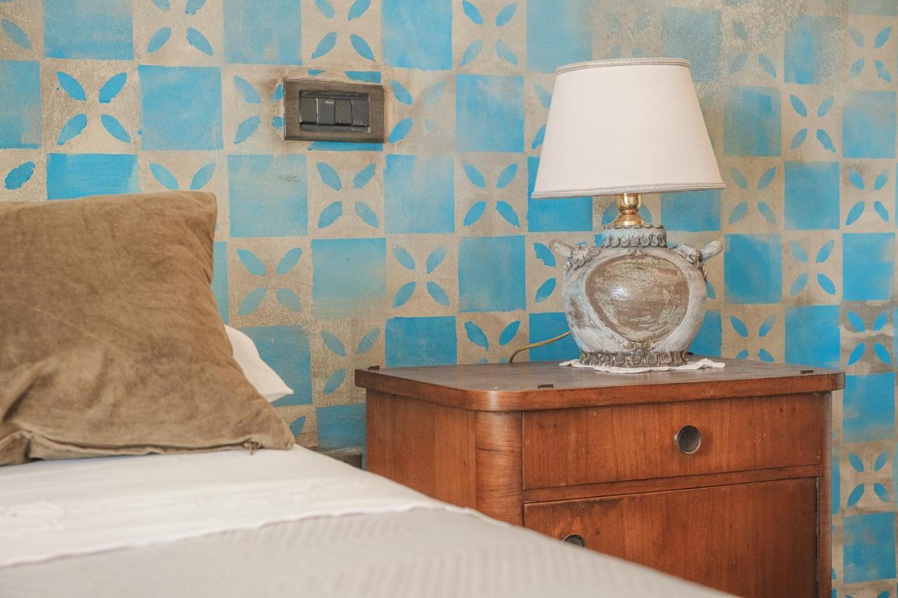 Bed and Breakfast La Casa Nel Borgo Сан-Никола-Арчелла Экстерьер фото