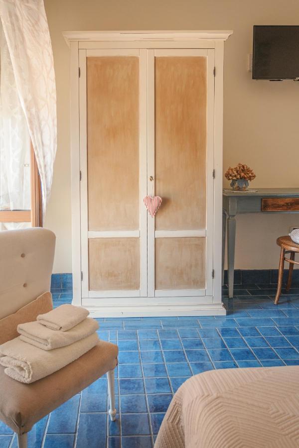 Bed and Breakfast La Casa Nel Borgo Сан-Никола-Арчелла Экстерьер фото